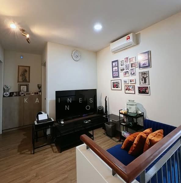 3-storey Terraced House for Sale in Twentyfive7 (Tanjong Duabelas) - Kavineshwaran Ooi - Living Room - PropertyGuru.com.my