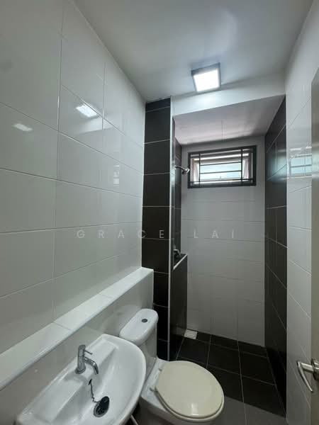 Semi-Detached House for Rent in Telok Panglima Garang (Selangor) - Grace Lai - Bathroom - PropertyGuru.com.my