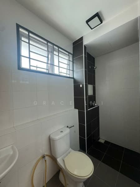 Semi-Detached House for Rent in Telok Panglima Garang (Selangor) - Grace Lai - Bathroom - PropertyGuru.com.my