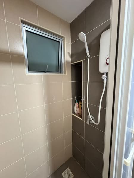 Servis Apartment untuk Disewa di Serviced Residence @ Razak City Residences (RC Residences) - JJ Lim - Bathroom - PropertyGuru.com.my