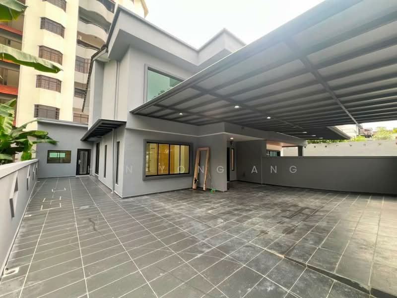 Semi-Detached House for Sale in Kampung Bahru (Johor Bahru) - Han Yong Ang - Exterior - PropertyGuru.com.my