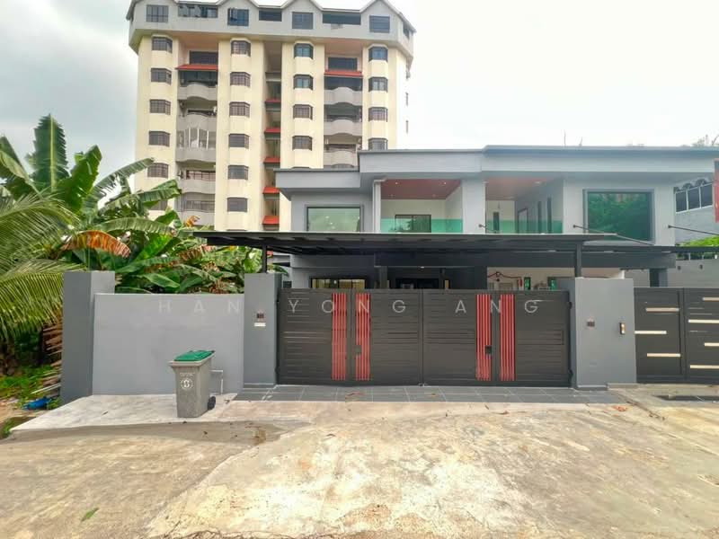 Semi-Detached House for Sale in Kampung Bahru (Johor Bahru) - Han Yong Ang - Exterior - PropertyGuru.com.my