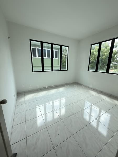 Rumah Bandar untuk Dijual di Kampung Sungai Nibong (Bayan Lepas) - Fanny Wong - PropertyGuru.com.my