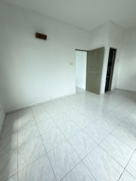 Rumah Bandar untuk Dijual di Kampung Sungai Nibong (Bayan Lepas) - Fanny Wong - PropertyGuru.com.my