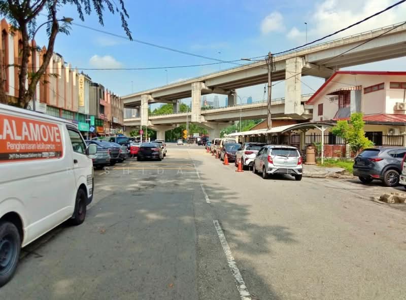 2-storey Terraced House for Sale in Ampang (Kuala Lumpur) - Rashidah Juremi - Exterior - PropertyGuru.com.my