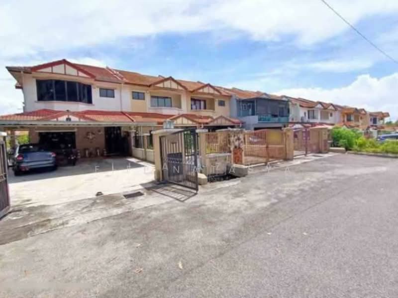 Rumah Teres 2 Tingkat untuk Dijual di Puchong (Selangor) - Fifi Natasya - Exterior - PropertyGuru.com.my