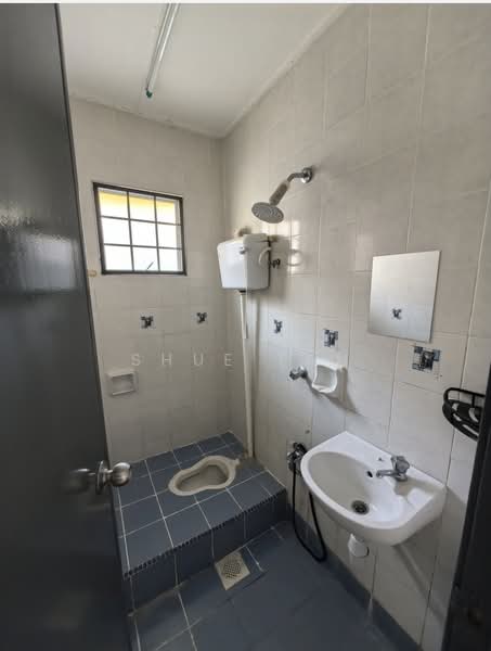 Rumah Teres 2 Tingkat untuk Disewa di Setia Alam (Selangor) - Shue Tan - Bathroom - PropertyGuru.com.my