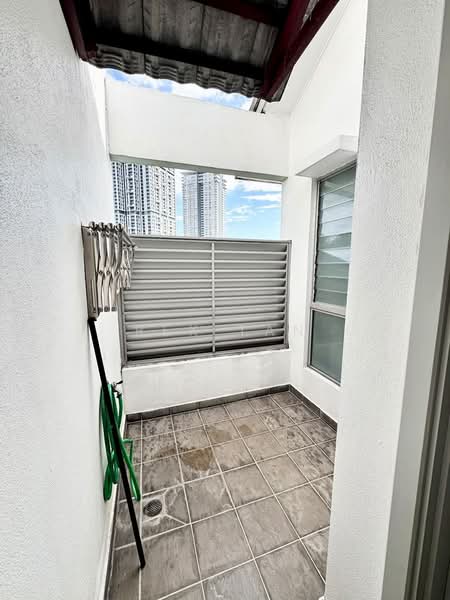 3-storey Terraced House for Rent in Desa Parkcity (Kuala Lumpur) - Rex Tan - Balcony - PropertyGuru.com.my