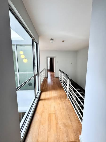 3-storey Terraced House for Rent in Desa Parkcity (Kuala Lumpur) - Rex Tan - Corridor - PropertyGuru.com.my