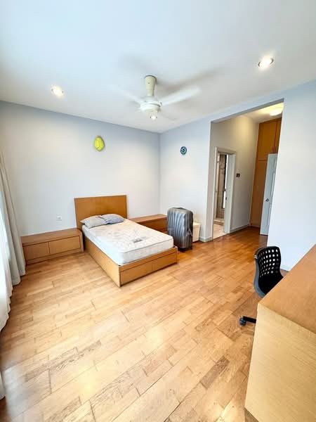 3-storey Terraced House for Rent in Desa Parkcity (Kuala Lumpur) - Rex Tan - Bedroom - PropertyGuru.com.my