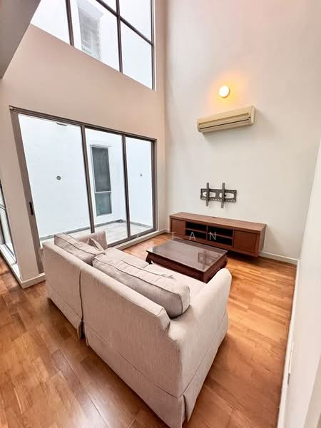 3-storey Terraced House for Rent in Desa Parkcity (Kuala Lumpur) - Rex Tan - Living Room - PropertyGuru.com.my