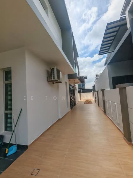 Rumah Berkembar untuk Dijual di Kempas Utama (Tebrau) - Ee Fong Toh - PropertyGuru.com.my