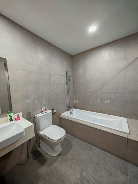 Kondominium untuk Disewa di Bangsar Hill Park - William Lim - Bathroom - PropertyGuru.com.my