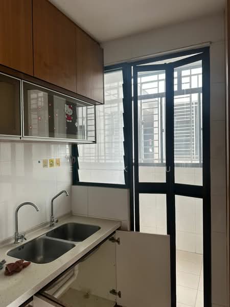 Service Residence for Sale at D'Aman Residences @ Puchong - Derick Wu - Kitchen - PropertyGuru.com.my