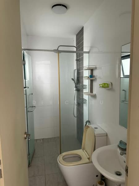Service Residence for Sale at D'Aman Residences @ Puchong - Derick Wu - Bathroom - PropertyGuru.com.my