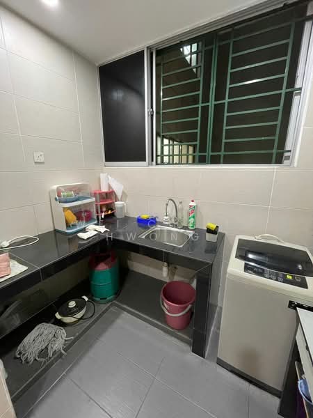 Service Residence for Rent at OUG Parklane - Wei Chiat Hwong - Kitchen - PropertyGuru.com.my