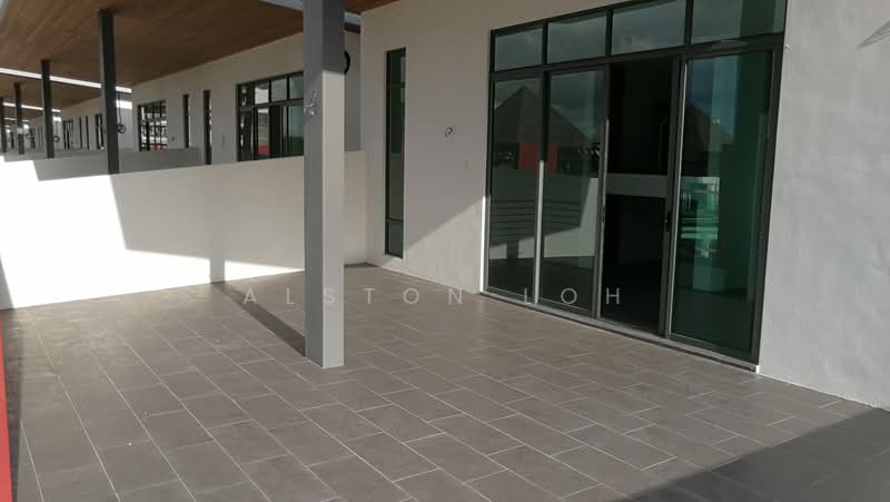 Rumah Teres 4 Tingkat untuk Dijual di Taman Rifle (Ayer Itam) - Alston Loh - Exterior - PropertyGuru.com.my