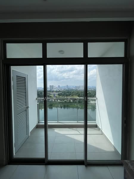 Servis Apartment untuk Disewa di Dorsett Waterfront Subang - WP Kue - Balcony - PropertyGuru.com.my