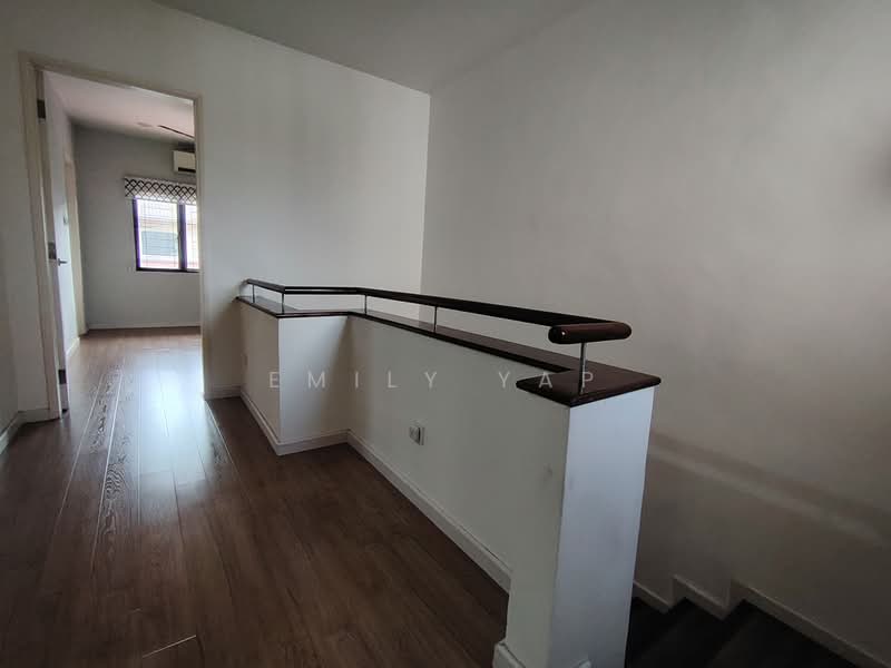 Rumah Bandar untuk Dijual di Sunway Damansara (Kota Damansara) - Emily Yap - Upper Floor Landing - PropertyGuru.com.my
