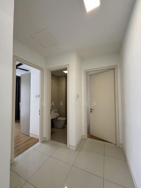 Servis Apartment untuk Disewa di Bayberry @ Tropicana Gardens - Max Tan - Corridor - PropertyGuru.com.my