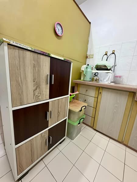 Flat for Sale at Desa Permai Indah Flat - Li Fang - Kitchen - PropertyGuru.com.my