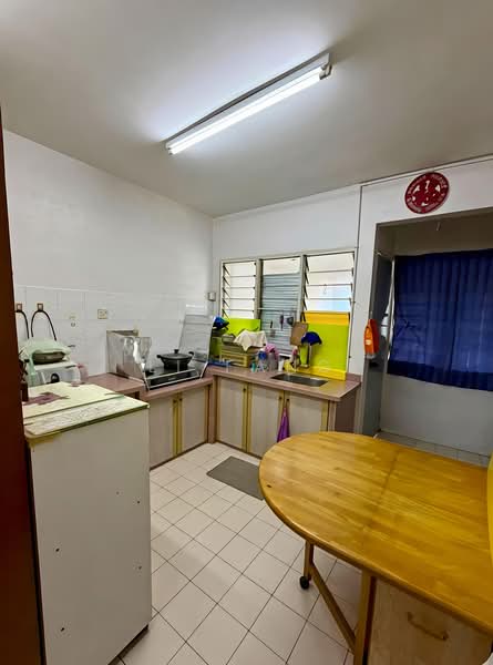 Flat for Sale at Desa Permai Indah Flat - Li Fang - Kitchen - PropertyGuru.com.my