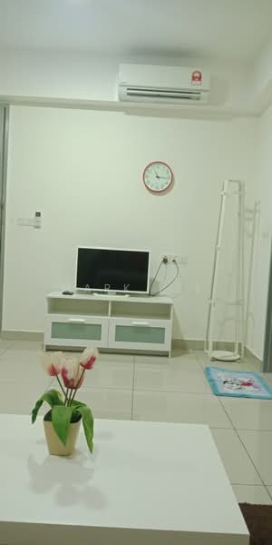 Servis Apartment untuk Disewa di HYVE - Mark Lee - Living Room - PropertyGuru.com.my