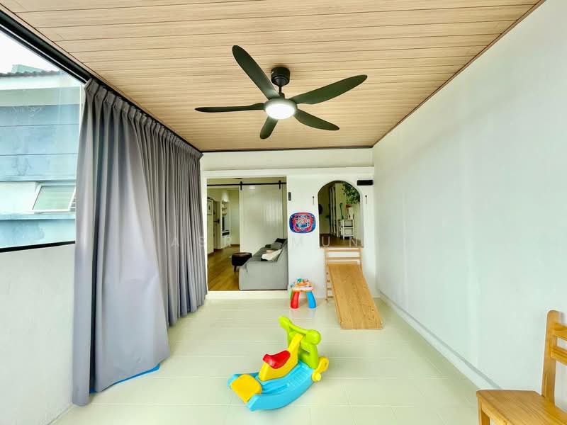 Townhouse for Sale in Kuala Selangor (Selangor) - Basri Munir - Living Room - PropertyGuru.com.my