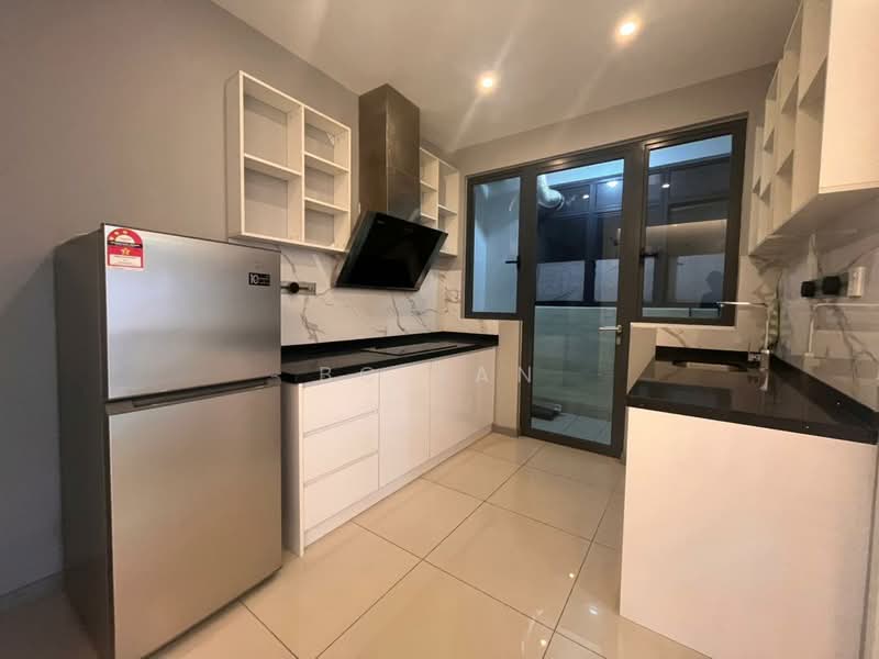 Servis Apartment untuk Disewa di United Point (Residensi Berpadu) - BC TAN - Kitchen - PropertyGuru.com.my