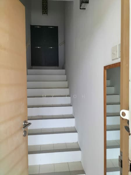 Townhouse for Sale in Taman Amansiara (Rawang) - MY Loh - Entrance - PropertyGuru.com.my