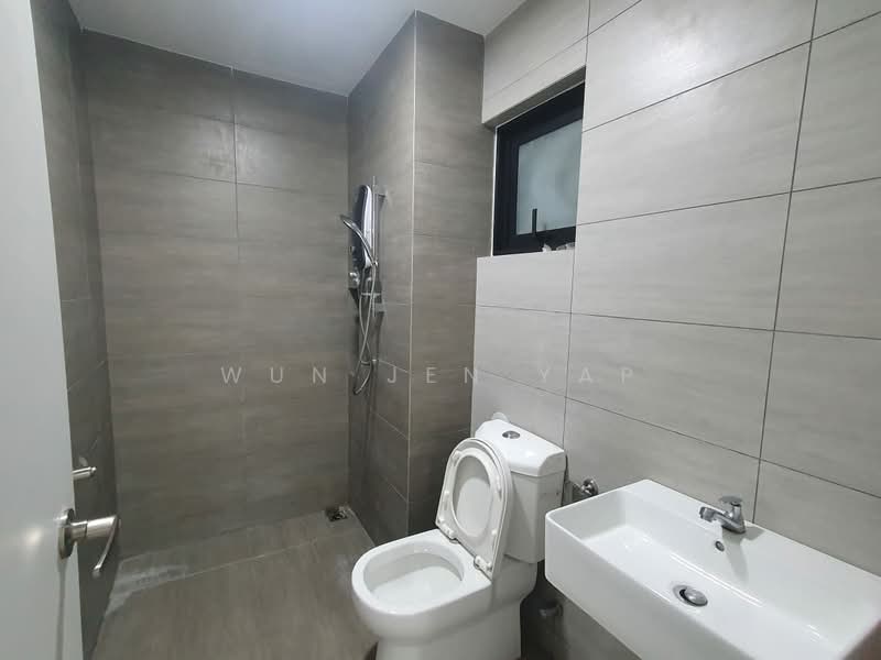 Servis Apartment untuk Disewa di The Amber Residence @ TwentyFive.7 - Wun Jen Yap - Bathroom - PropertyGuru.com.my
