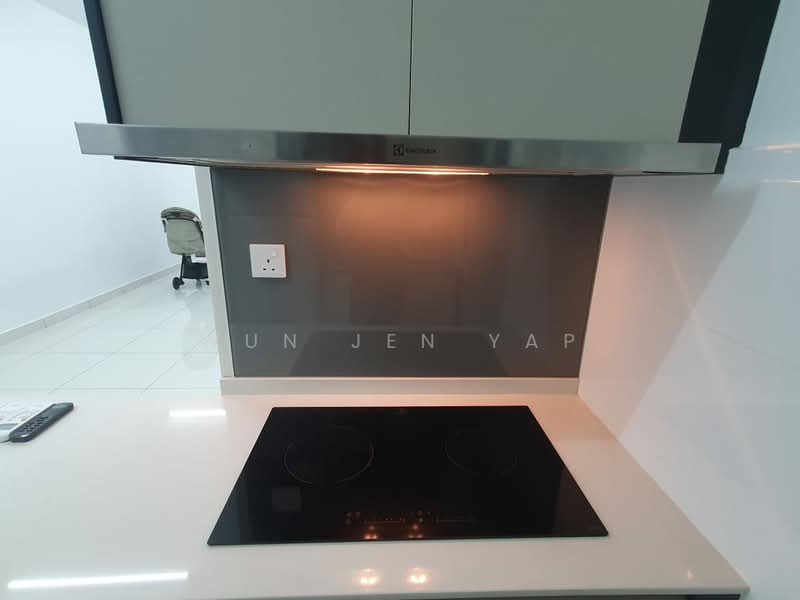 Servis Apartment untuk Disewa di The Amber Residence @ TwentyFive.7 - Wun Jen Yap - Kitchen - PropertyGuru.com.my