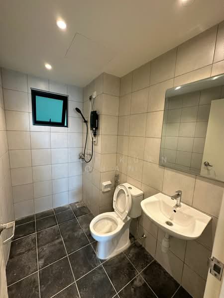 Servis Apartment untuk Disewa di Edusphere - Sook Kuan Chan - Bathroom - PropertyGuru.com.my