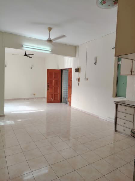 Apartment for Sale at Taman Sri Bunga - Kay Wong - Living Room - PropertyGuru.com.my