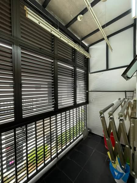 Rumah Teres 2 Tingkat untuk Disewa di Eco Grandeur (Puncak Alam) - Bill Lim - Balcony - PropertyGuru.com.my