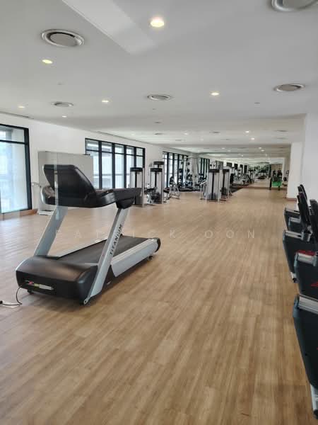 Servis Apartment untuk Dijual di The Establishment - Patrick Oon - Gym - PropertyGuru.com.my