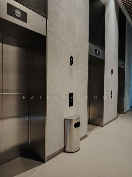 Servis Apartment untuk Dijual di The Establishment - Patrick Oon - Corridor - PropertyGuru.com.my