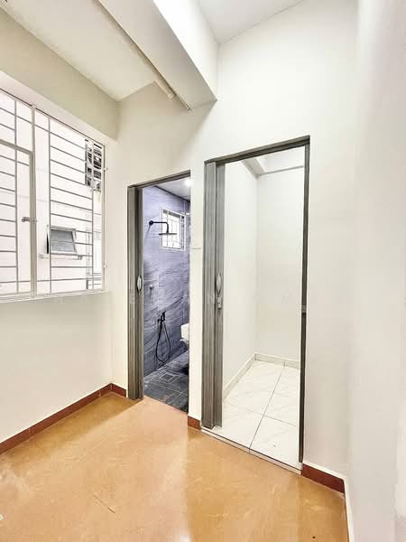 Kondominium untuk Dijual di Villa Wangsamas - Hazeman Omar - Bathroom - PropertyGuru.com.my