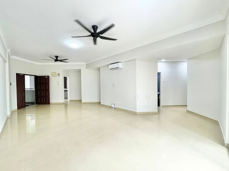 Kondominium untuk Dijual di Villa Wangsamas - Hazeman Omar - Living Room - PropertyGuru.com.my