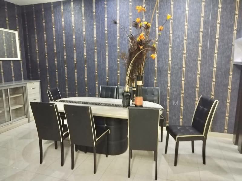 Rumah Teres 2 Tingkat untuk Dijual di Bandar Nusaputra (Puchong) - Adibah Salim - Dining Room - PropertyGuru.com.my