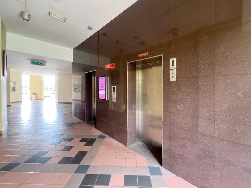 Condominium for Sale at Astana Putra - Azli Ibrahim - Lobby - PropertyGuru.com.my