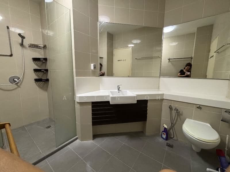 Service Residence for Sale at One One Eight (118 @ Island Plaza) - Alston Loh - Bathroom - PropertyGuru.com.my