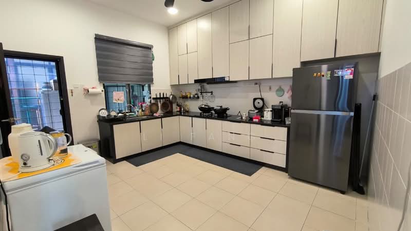 Rumah Berkembar untuk Dijual di Bandar Baru Sungai Air Putih (Balik Pulau) - Li Fang - Kitchen - PropertyGuru.com.my