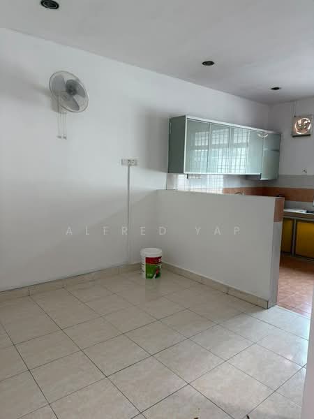 Rumah Teres 1 Tingkat untuk Disewa di Kempas (Johor Bahru) - Alfred Yap - Kitchen - PropertyGuru.com.my
