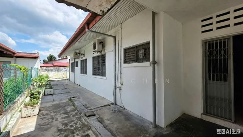 Rumah Berkembar untuk Dijual di Ipoh Garden (Ipoh) - PENNY CHEN - Exterior - PropertyGuru.com.my