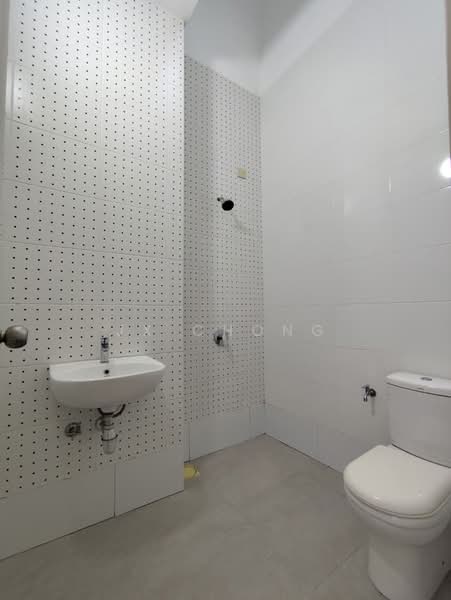 2-storey Terraced House for Rent in Eco Majestic (Semenyih) - JX Chong - Bathroom - PropertyGuru.com.my
