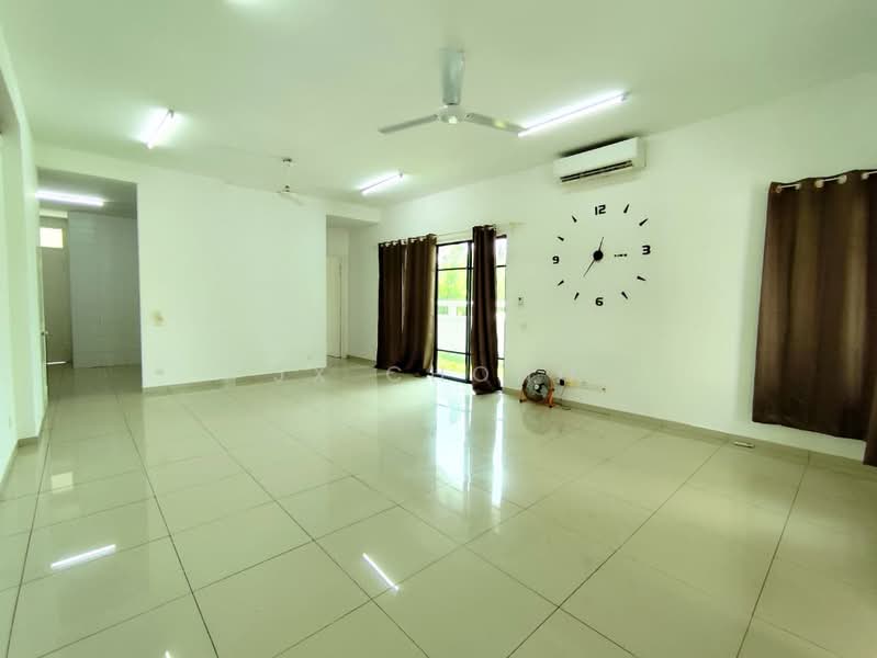Rumah Teres 2 Tingkat untuk Disewa di Eco Majestic (Semenyih) - JX Chong - Living Room - PropertyGuru.com.my