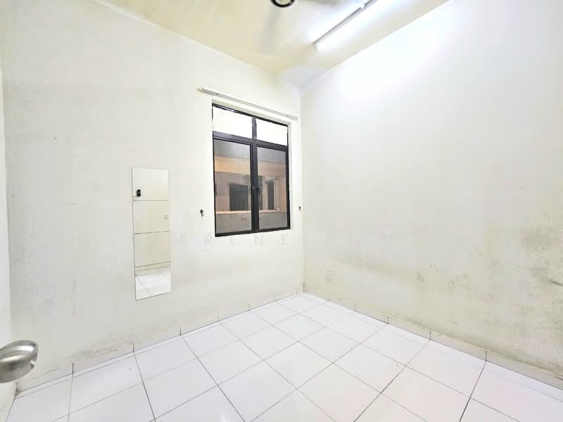 Servis Apartment untuk Dijual di Jentayu Residensi @ Tampoi - Serene Low - PropertyGuru.com.my