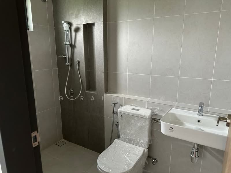 2-storey Terraced House for Sale in Bandar Kinrara (Selangor) - Gerald Liew - Bathroom - PropertyGuru.com.my