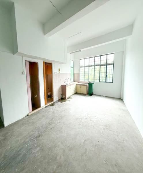 Shop for Rent in Kajang (Selangor) - Peggy Lim - Kitchen - PropertyGuru.com.my